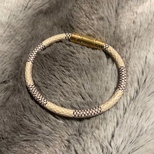 Louis Vuitton Damier azur keep it bracelet